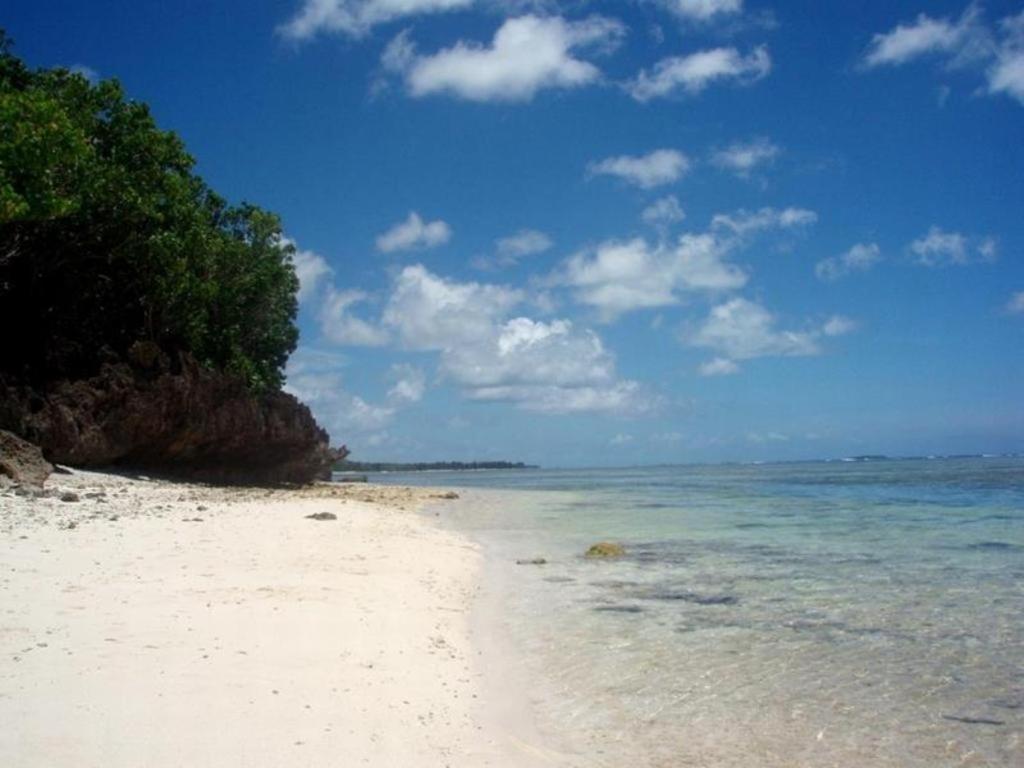 Holiday Saipan Hotel Extérieur photo